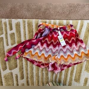 Trina Turk Colorful Zigzag Patterned shorts sz M NWT